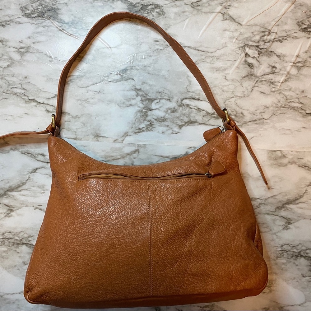 Maplelea accessories leather shoulder bag 🤌🏻 4 for $75 🤌🏻 - Picture 7 of 7